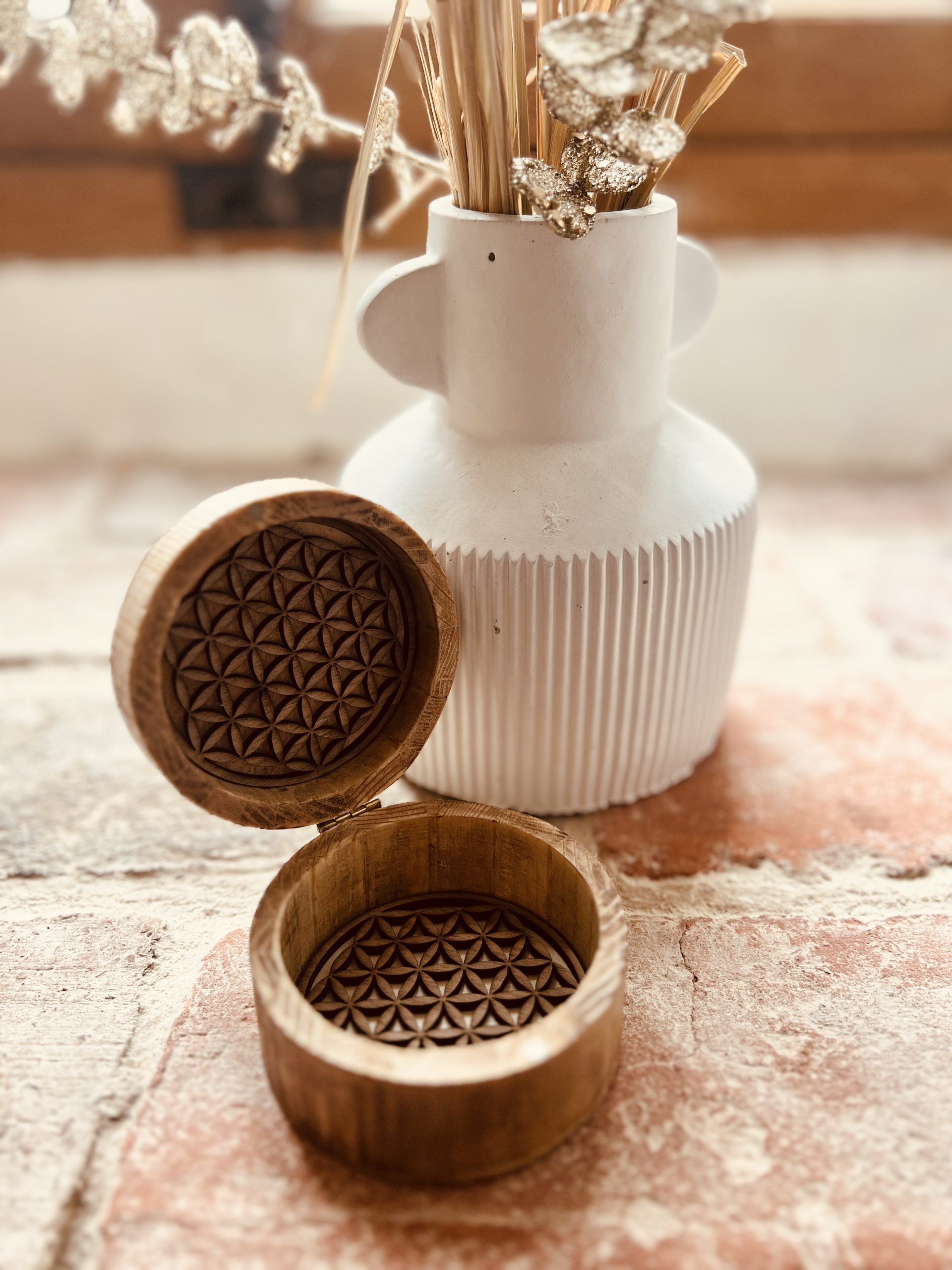 Boîte Fleur de Vie en bois gravée artisanale Bécote