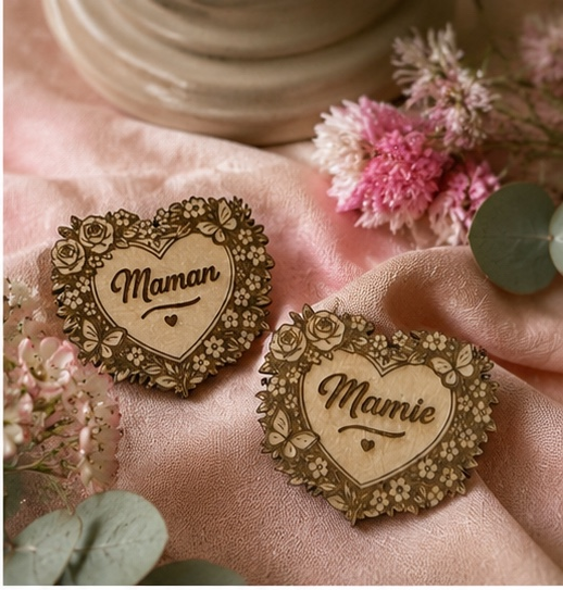 Broche personnalisée en bois